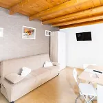 Corso 138 - Sleep & Fly - By Domusextra 4*