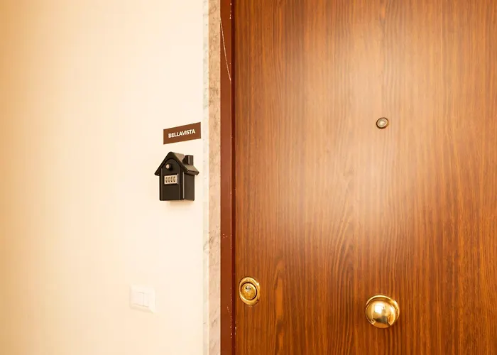 Corso 138 - Sleep & Fly - By Domusextra Неаполь