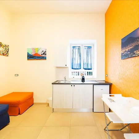 Bed & Breakfast Corso 138 - Sleep & Fly - By Domusextra