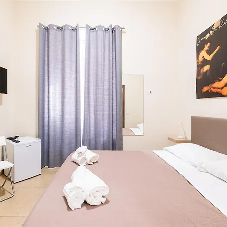 Bed & Breakfast Corso 138 - Sleep & Fly - By Domusextra