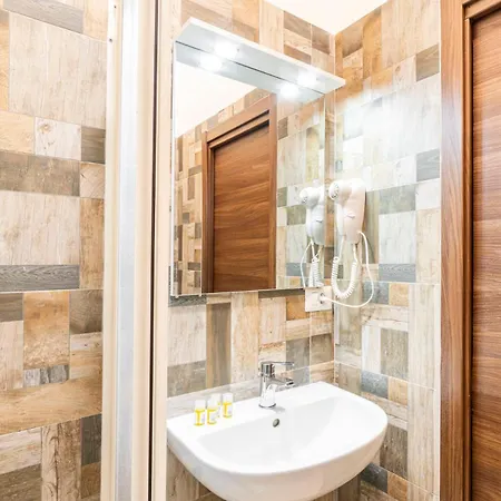 Corso 138 - Sleep & Fly - By Domusextra Frühstückspension Neapel