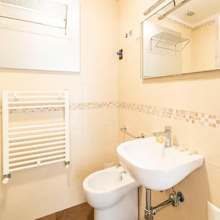 Frühstückspension Corso 138 - Sleep & Fly - By Domusextra