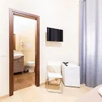 فندق مبيت وإفطار Corso 138 - Sleep & Fly - By Domusextra 4*