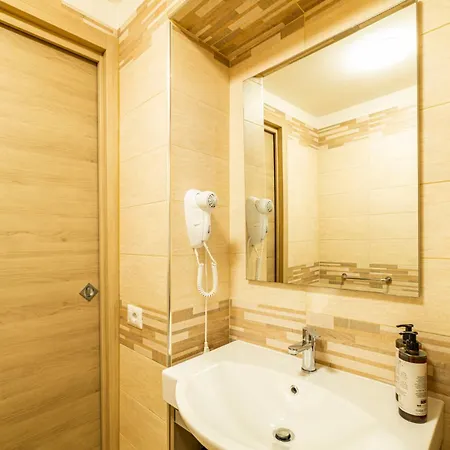 Corso 138 - Sleep & Fly - By Domusextra 4* Naples