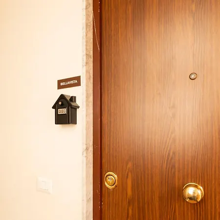 Corso 138 - Sleep & Fly - By Domusextra 나폴리