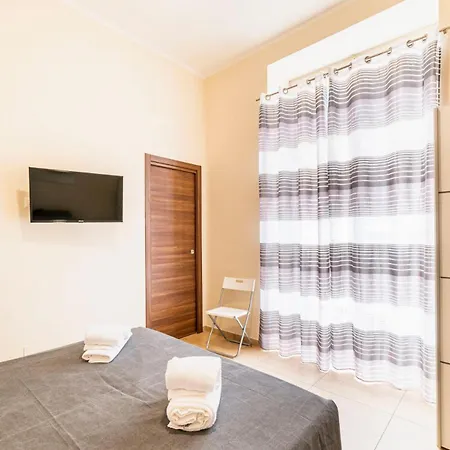 Corso 138 - Sleep & Fly - By Domusextra 4*