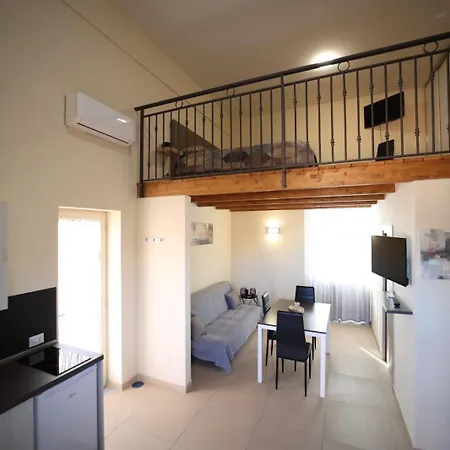 Corso 138 - Sleep & Fly - By Domusextra فندق مبيت وإفطار